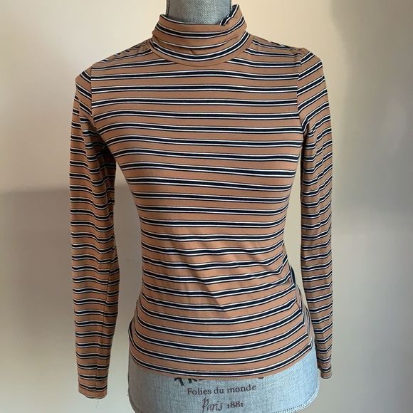 Urban Outfitters slim fitting Y2k 90s inspired striped turtle neck - Picture 2 of 6